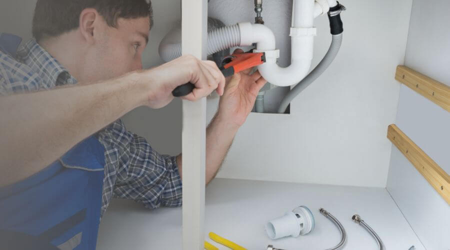 Professional Tankless Water Heater Installation in Cairo, WV